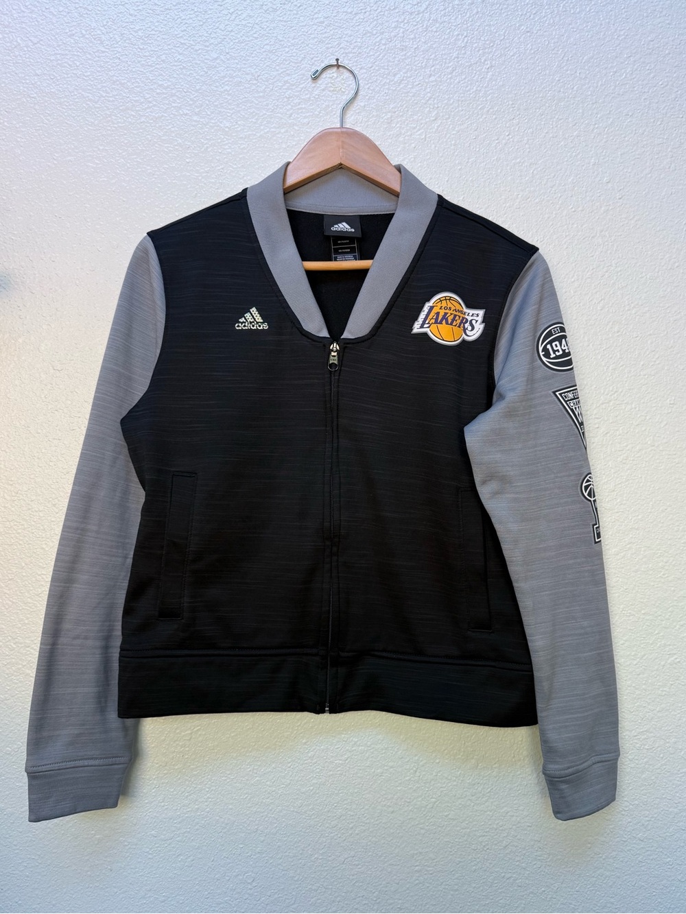 Vintage 2015 adidas Los Angeles Lakers Full-Zip Jacket – Men’s M